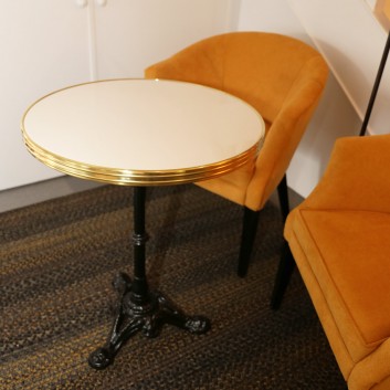 Table Krystal