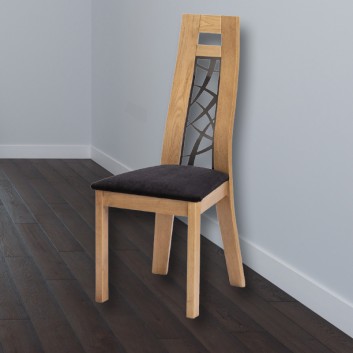 Chair Tera Lelièvre