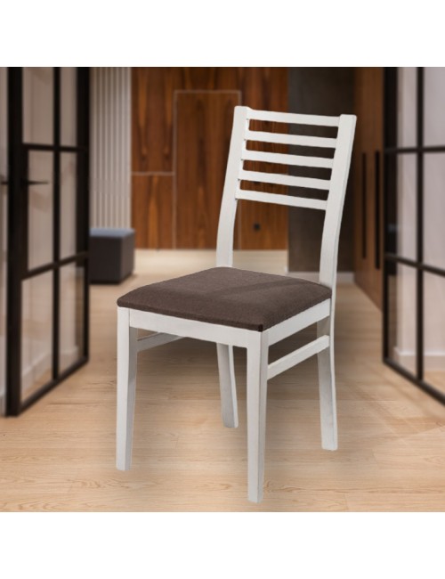 Chair Noa Lelièvre