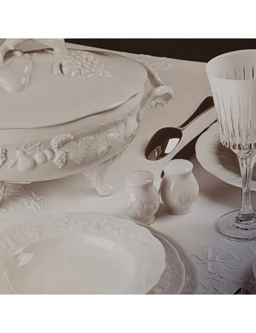 DESHOULIERES Vegetable soup tureen California