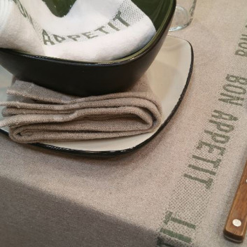 Bon appetit table runner Charvet - 9 colors