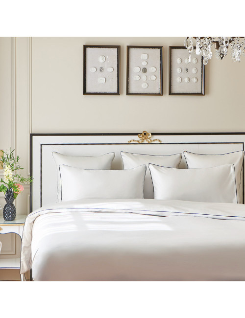 Garnier Thiebaut Suite Grand Luxe bed linen set
