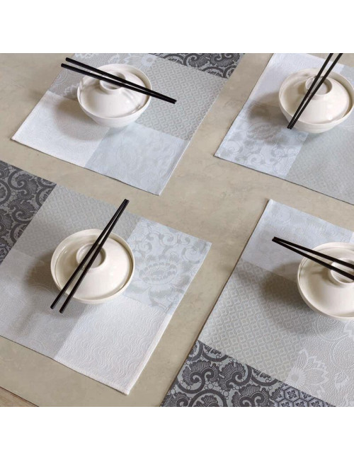Le Jacquard Français Fleurs de Kyoto 4 placemats - 2 colors