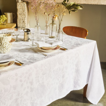 Garnier Thiebaut Mille Giverny Tablecloth white - 4 sizes