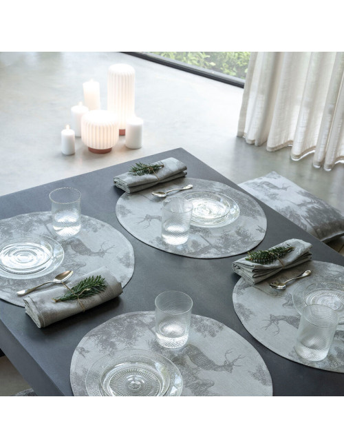 Le Jacquard Français 4 Souveraine round placemats - 3 colors