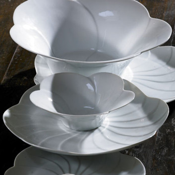 Jacques Pergay porcelain Petal salad bowl