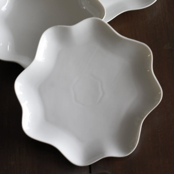 Jacques Pergay 6 Country Champêtre porcelain plates - 3 sizes