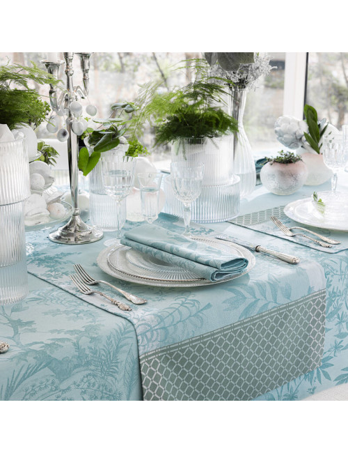 Le Jacquard Francais Jardin d'Eden table runner - 3 colors