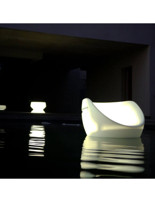 Link Boon's 3 in 1 illuminated armchair - remote control provided