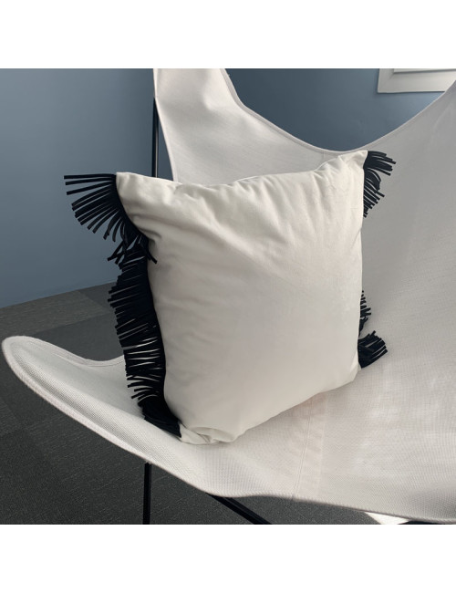 Pôdevache Unizo square peach skin cushion 45x45cm fringes