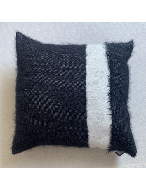 Pôdevache Faro mohair square cushion 45x45cm