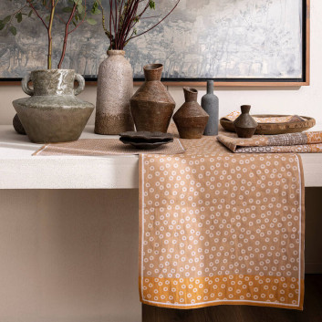 LE JACQUARD FRANCAIS Wagara cotton table runner - 3 colors