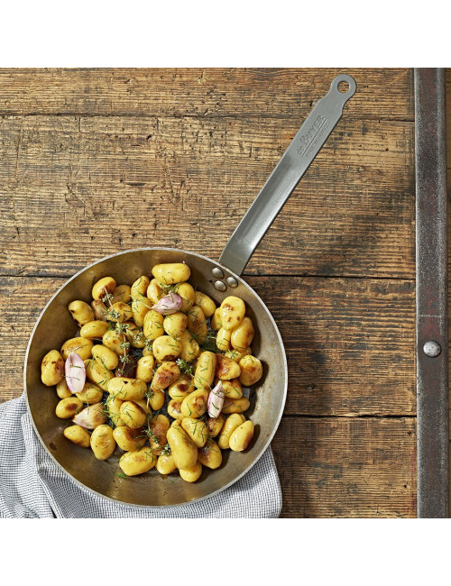 DE BUYER Carbon Plus Round Frying Pan in Steel Sheet - 7 Sizes