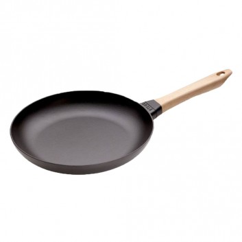 Staub cast iron stove with wooden handle - 4 sizes
